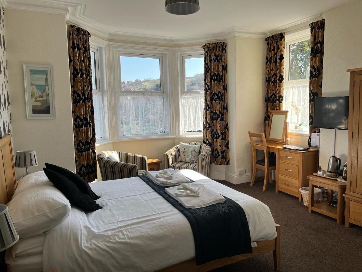 Cairn House Bed & Breakfast Илфракомб Екстериор снимка